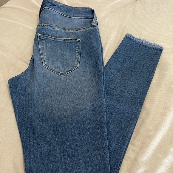Universal Thread Jeans - Picture 1 of 5